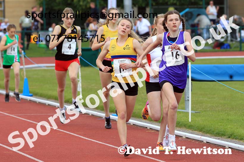 Girls Under-15s 800 metres, 2022 Northern Inter Counties U17s and U15s Track and Field, York, Thursday, June 2nd. Photo: David T. Hewitson/Sports for All Pics